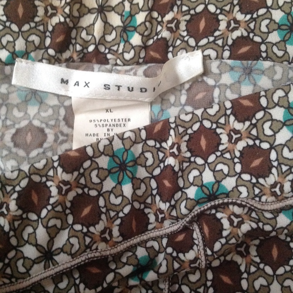 Max Studio Flirty Stretch Skirt XL